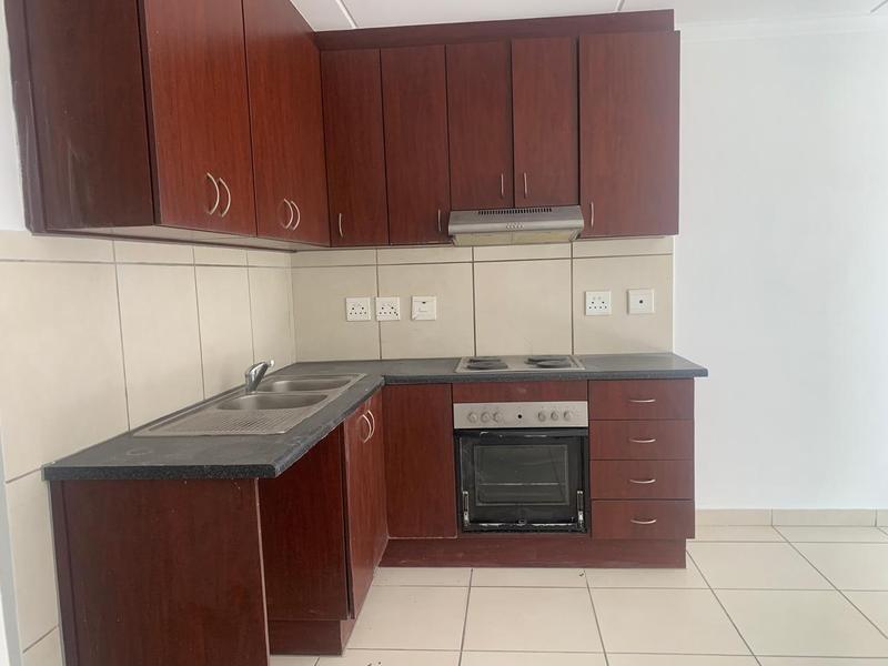 2 Bedroom Property for Sale in Buhrein Western Cape